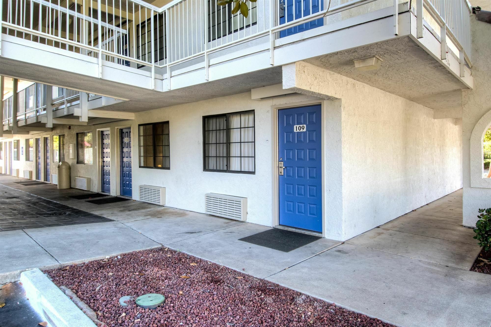 Motel 6-Redding, Ca - South Exteriör bild